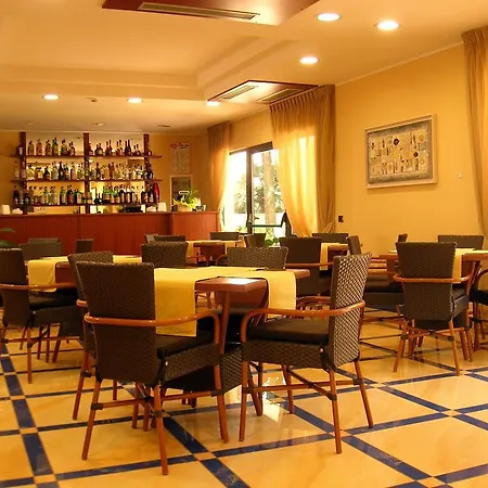 Hotel Albatros-3